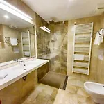 Veronika Hotel Tiszaujvaros