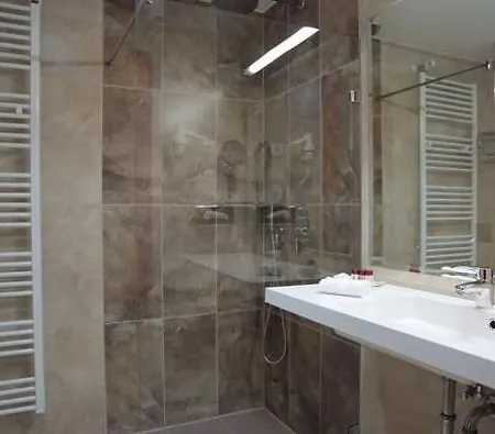Hotel Veronika 4*